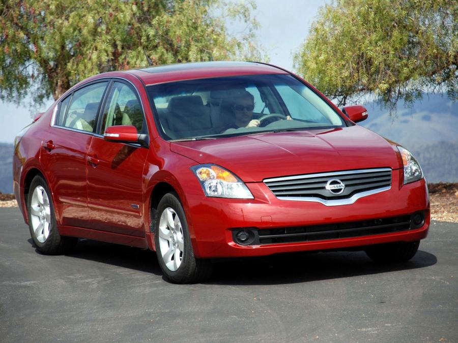  Nissan Altima Hybrid (L32) 2007 года  (фото 1 из 13)